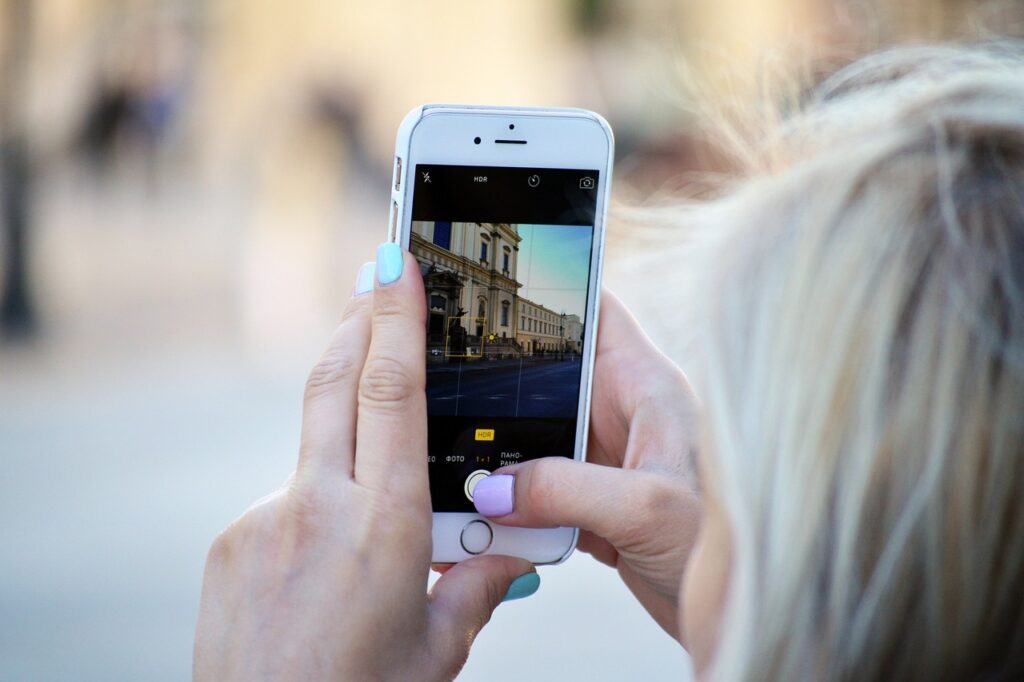 SEO y redes sociales: ¡mucho más allá que una selfie! | OM Agency